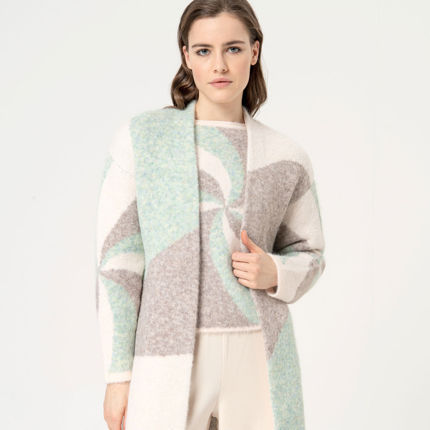 CARDIGAN LARGO DE PUNTO JACQUARD